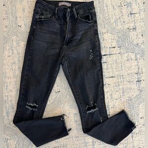 Stretchy distressed jeans